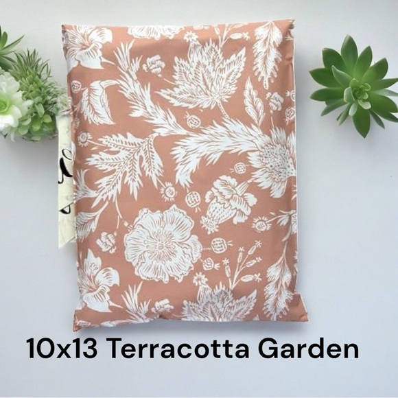 Terracotta Garden Poly Mailers 10x13 Pack of 25 - Picture 3 of 5